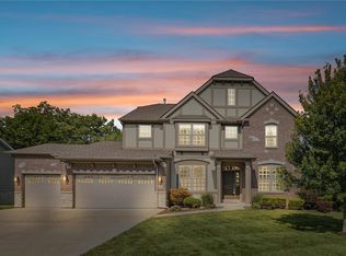 25 Boulder Ridge Ct, Wentzville, MO 63385