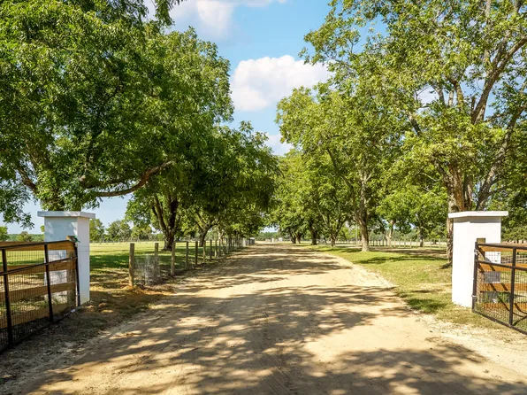 5054 Batavia Way, Wagener, SC 29164