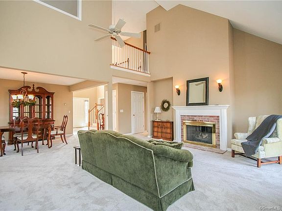 3rd image of 147 S Mill Dr