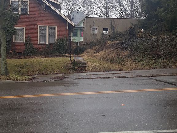 4th image of 1401 Belleview Blvd