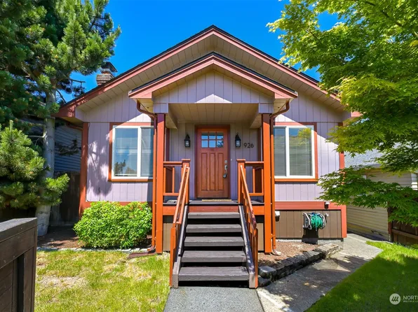 926 N 102nd Street, Seattle, WA 98133