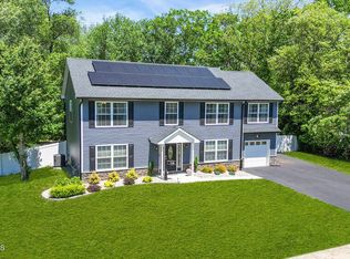 119 Darien Rd, Howell, NJ 07731