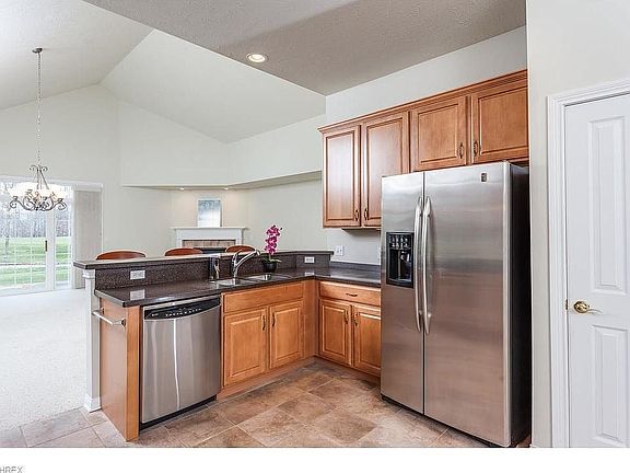 3rd image of 352 W Legend Ct #A