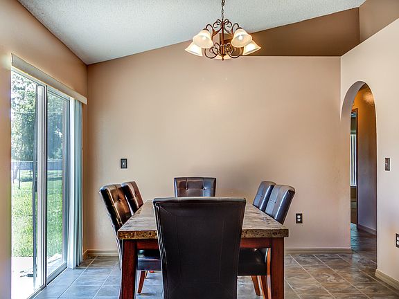 5th image of 1244 SW Avens Street