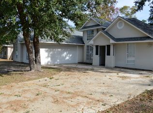 1516 Beach View Dr, Ocean Springs, MS 39564