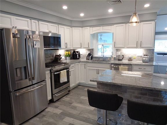 2nd image of 58 Allen Ave