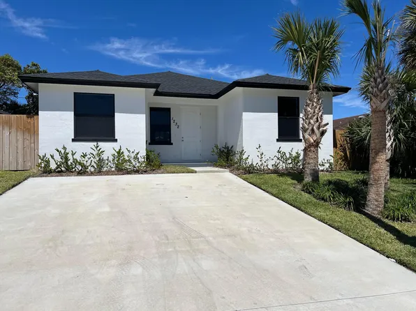 1232 W 32nd Street, Riviera Beach, FL 33404