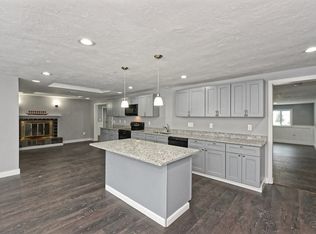 4 Ontario Dr, Hudson, MA 01749