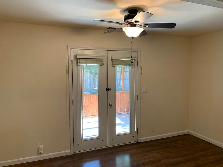 2088 Marilyn Dr — Photo 9