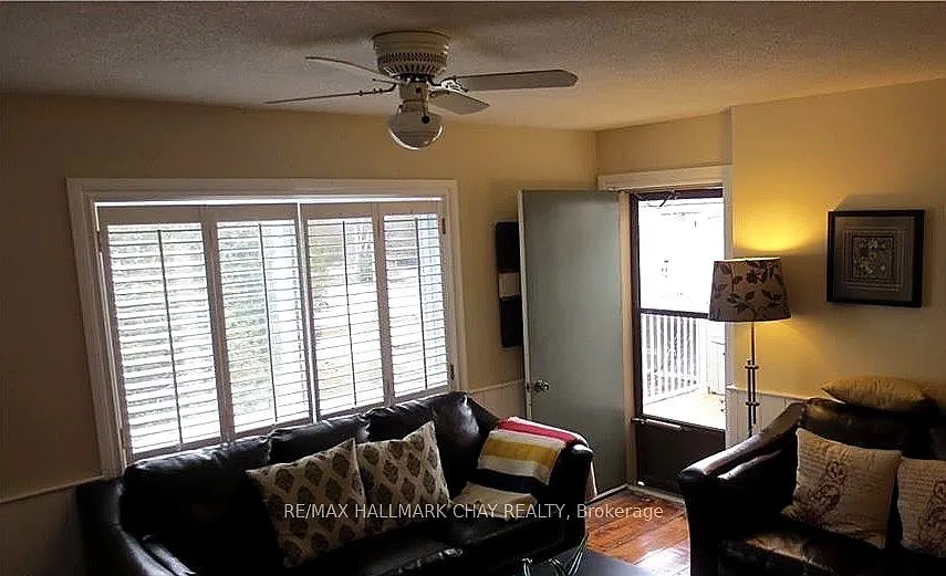 2 bed, $2,000 — Photo 4