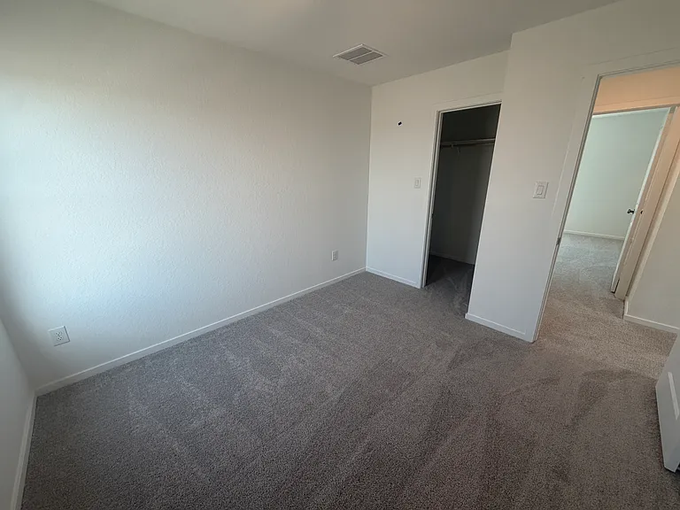 319 Moscato Rd — Photo 6