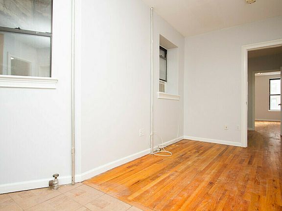 4th image of 437 De Kalb Ave #2E