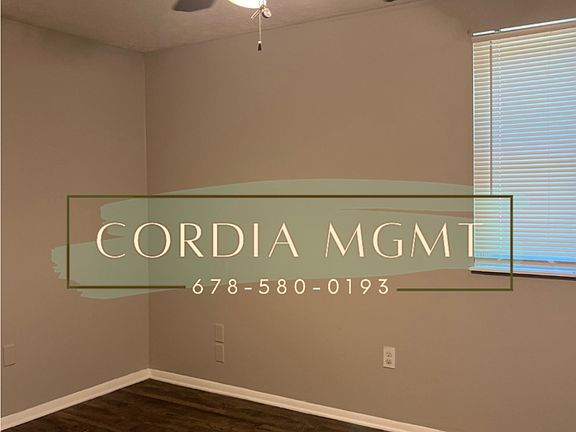 3rd image of 5593 Pine Gate Dr