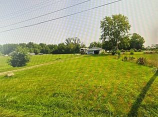 10726 N 23rd St, Elwood, IN 46036