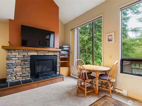 10500 Mt Baker Hwy #122, Deming, WA 98244