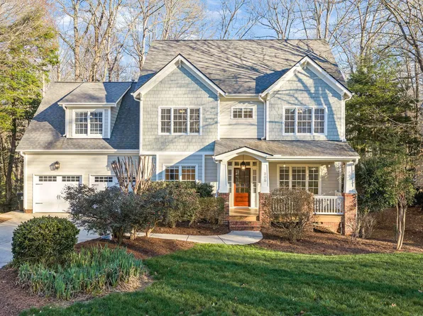 305 Sunset Grove Dr, Holly Springs, NC 27540