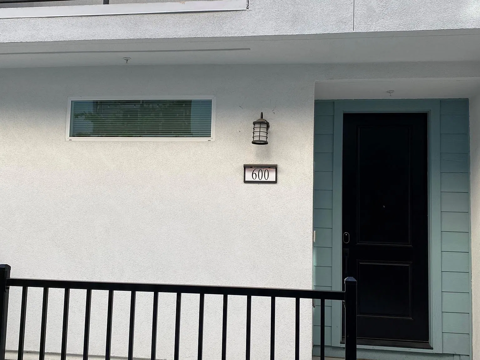 3 bed, 1370 sqft, $4,000 — Photo 3
