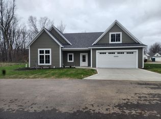 8147 Willa Springs Dr #10, Jenison, MI 49428