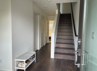 6301 9th Ave NE #B, Seattle, WA 98115