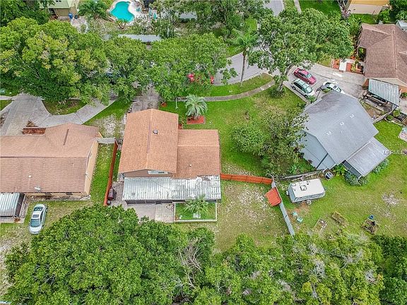 2nd image of 8248 Malvern Cir