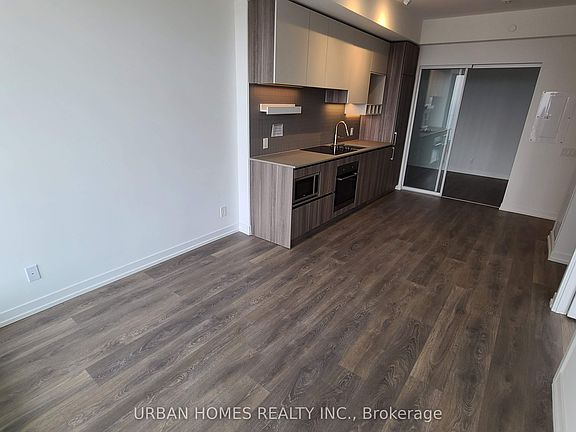 5th image of 898 Portage Pkwy #4008
