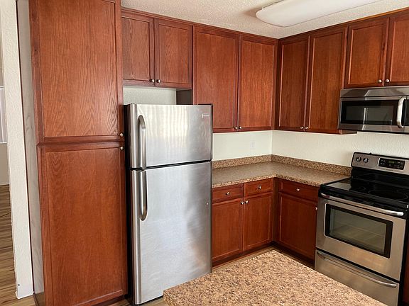 4th image of 8-9629 Carlton Hills Blvd #8
