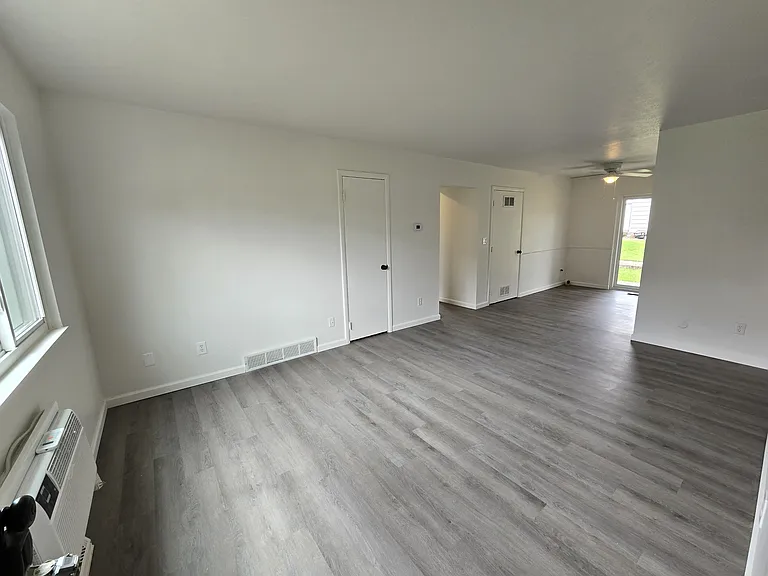 4709 Fishcreek Rd #2 — Photo 18