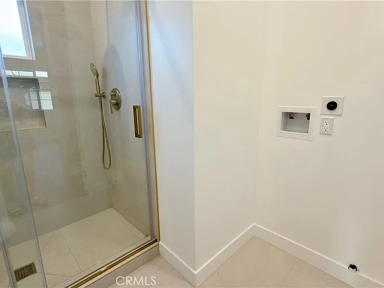 20748 Stagg St — Photo 6