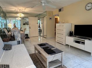 210 172nd St APT 329, Sunny Isles Beach, FL 33160