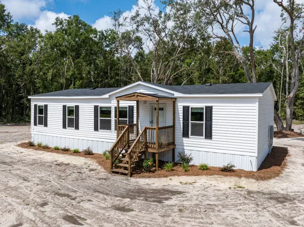 310 NE Weeping Willow Ln, Mayo, FL 32066