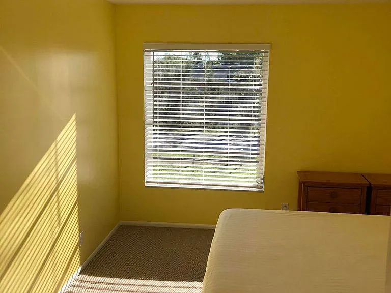 490 NW 20th St #212 — Photo 10