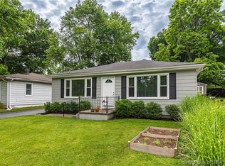 109 Woodlawn Ave, Jeffersonville, IN 47130