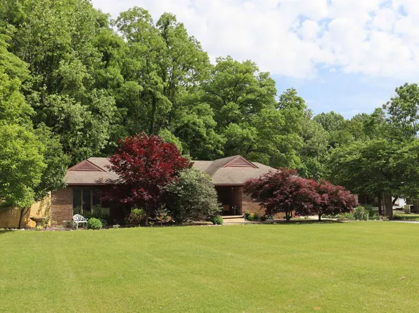 3675 W Evans Dr, Terre Haute, IN 47802