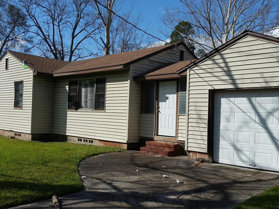 2nd image of 3519 Washingtonian St