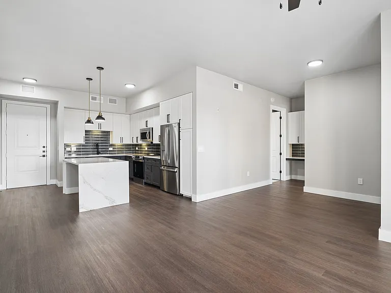 Hollings Post Oak — Photo 11