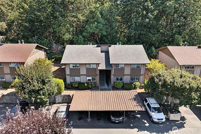2nd image of 4907 S Orchard Street #A-D