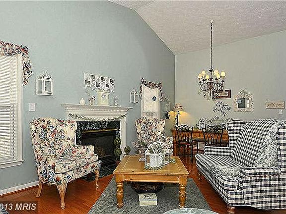 4th image of 9619 Park Ave