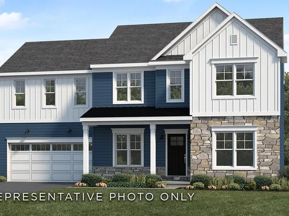 109 Forge Dr, Lebanon, PA 17042