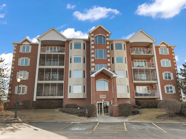 7935 Trinity Cir Unit 1SE, Tinley Park, IL 60487