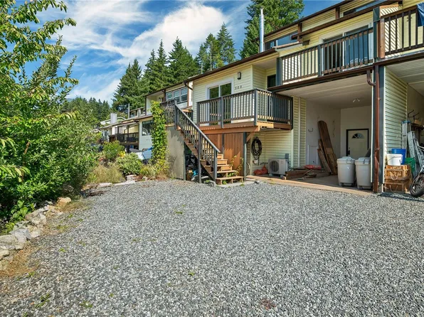 503 Nimpkish Dr, Gold River, BC V0P 1G0
