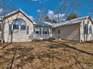 2903 Rocky Ridge Rd, Bartonsville, PA 18321