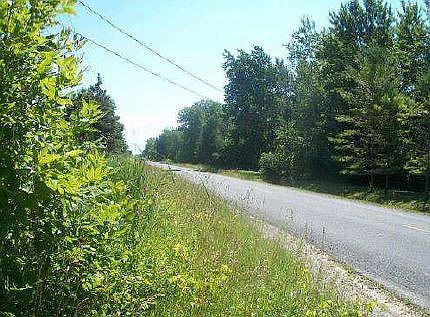 2nd image of 3266 Dale Rd