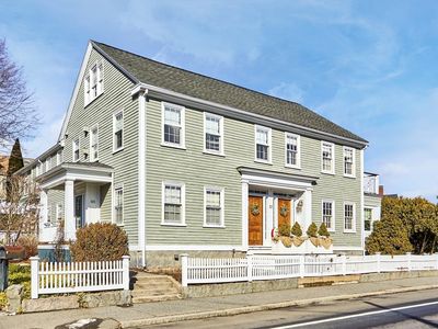 23 Bridge St #B, Manchester, MA, 01944