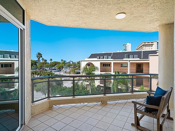 5th image of 340 S Palm Ave Unit 15