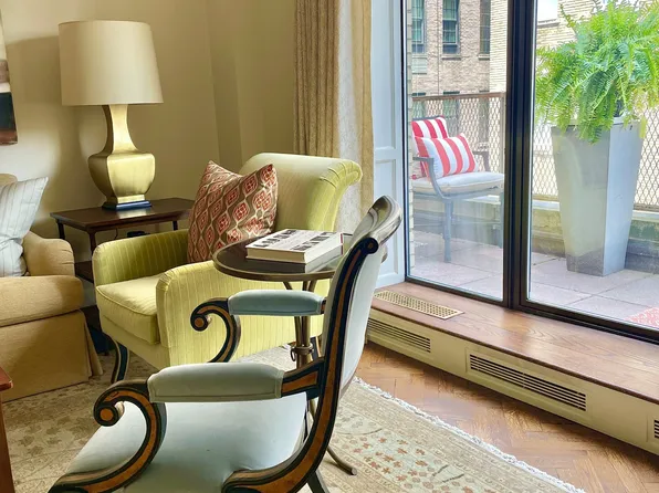 3 East 71st Street image 8 of 26