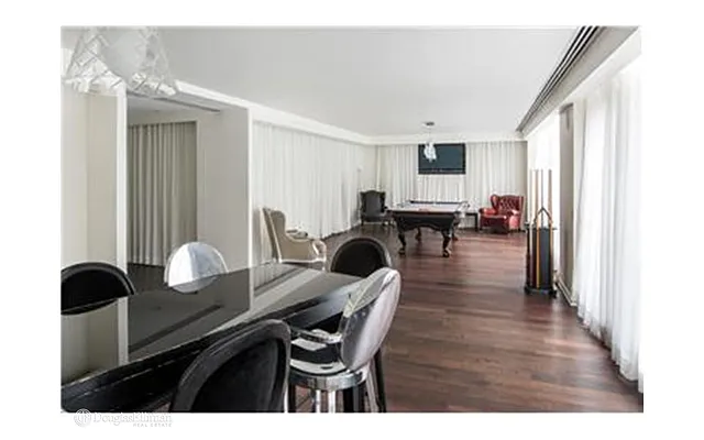 Rented by Douglas Elliman | media 35