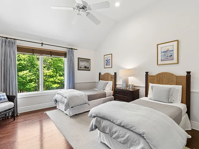 2296 Deerfield Rd — Photo 33