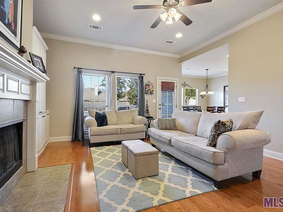 1st image of 17495 Les Chenier St