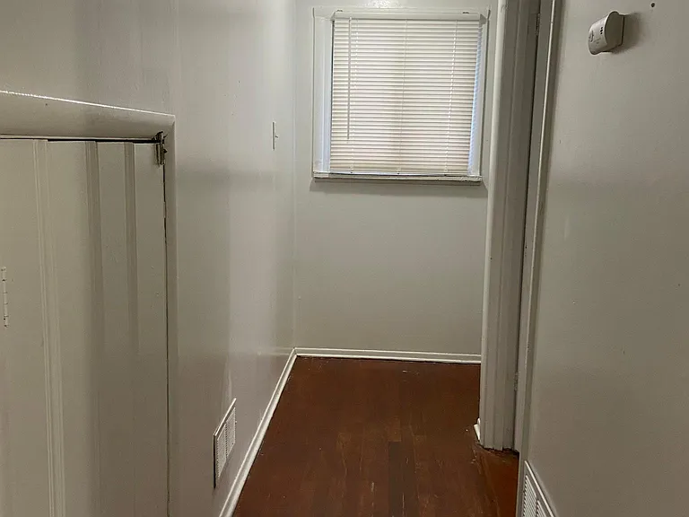 11443 Cadillac Ave — Photo 13