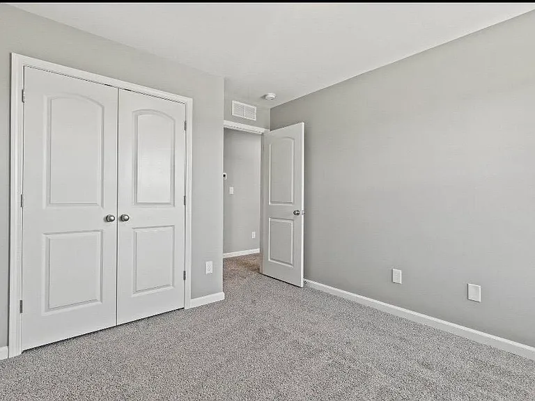 305 Krauss Dr — Photo 13